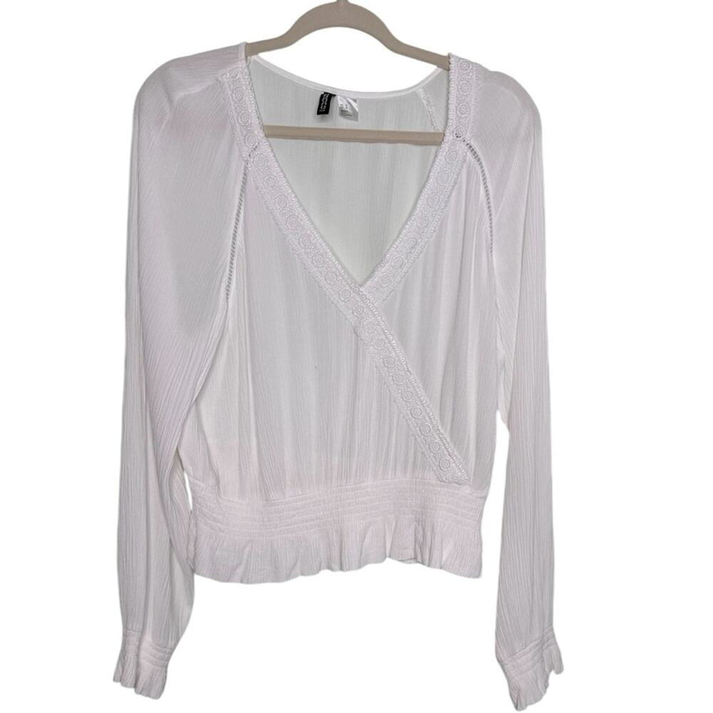 H&M White Divided Embroidered Top Size 12 - Picture 2 of 11